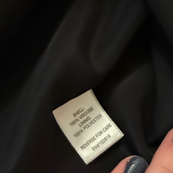 Garnet Hill Black Dress with Pockets - Picture 6 of 7